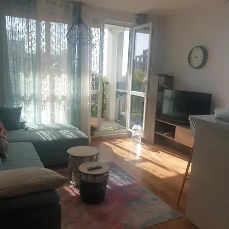 Seaside 1-br With Pool Access アパート *