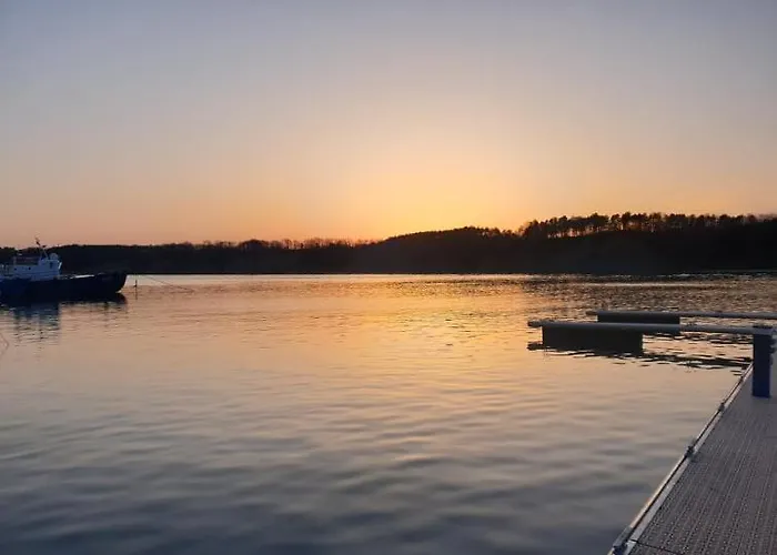 דירה Seaside 1-br With Pool Access